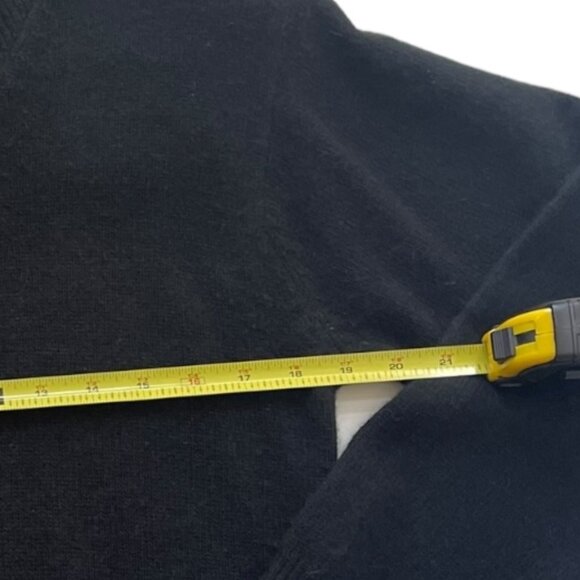 YarnWorks Women’s Sweater Size Medium Black Angora Vintage Blends Soft Warm - Picture 7 of 8